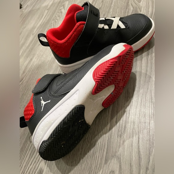 Jordan’s 23 (kids) - Picture 7 of 8